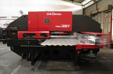 amada-pega-357